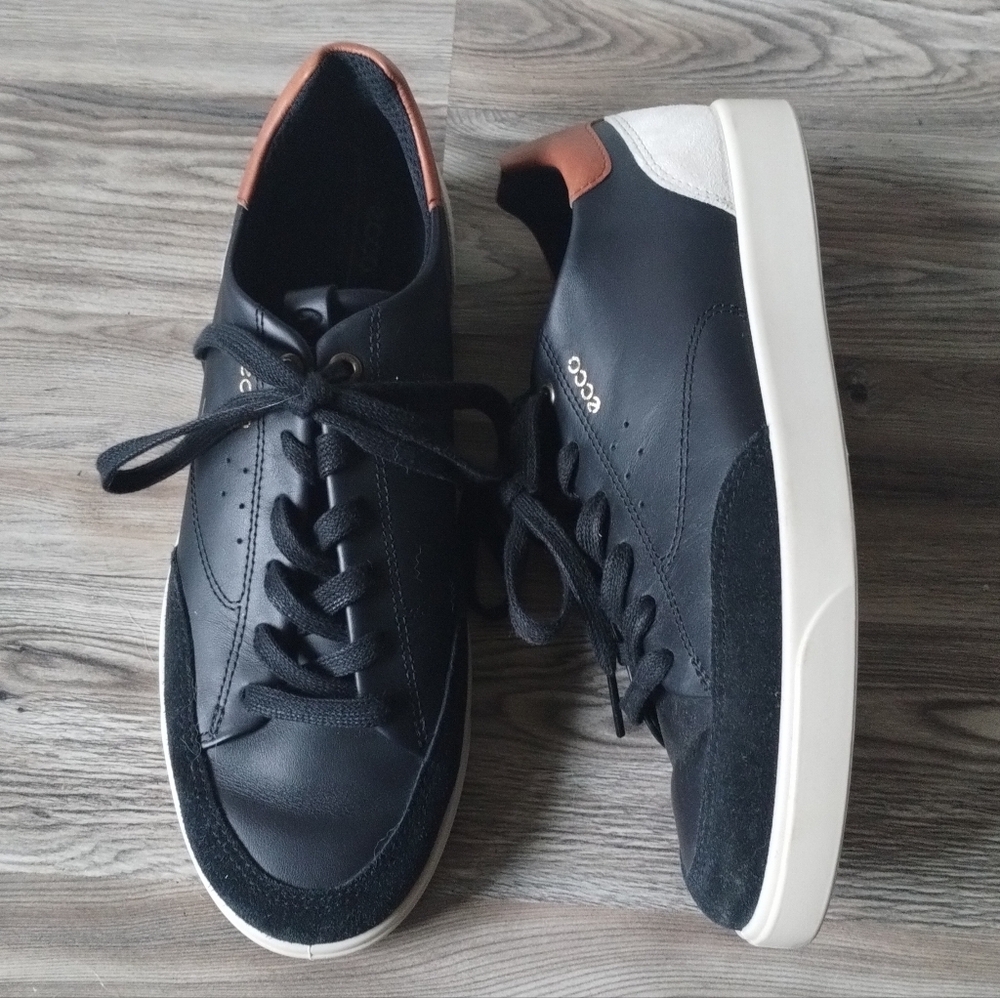 ECCO Street Lite Black Leather Lace Up Sneakers Women's Size 39 US 8 - 8.5